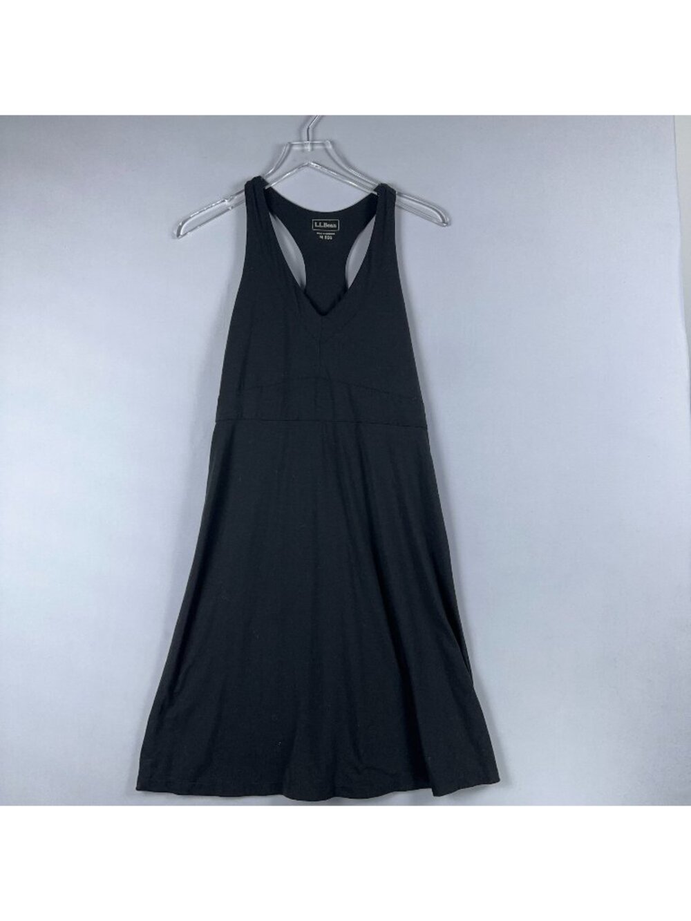 L.L. Bean Racerback Sports Dress Size M Regular Fully Stretch V Neck Sleeveless